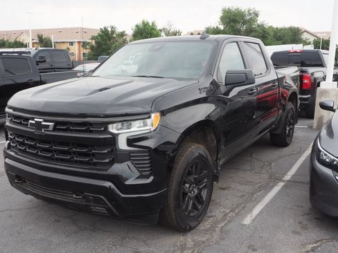 Used 2024 Chevrolet Silverado 1500 RST w/ Z71 Off-Road Package AWD/4WD image 1