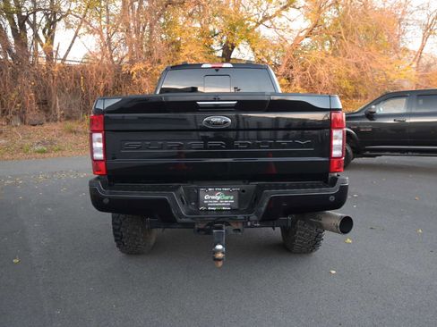 Used 2021 Ford F250 XLT w/ XLT Premium Package image 5