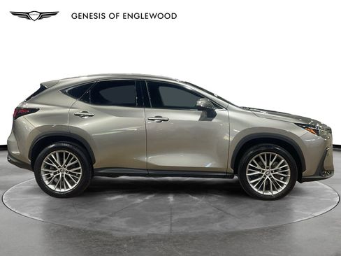 Used 2024 Lexus NX 350 AWD w/ Vision Package image 6