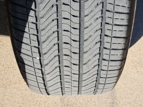 Used 2024 GMC Sierra 1500 SLT image 19