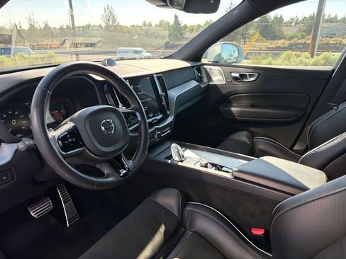 Used 2019 Volvo XC60 T8 R-Design w/ Advanced Package AWD/4WD image 20