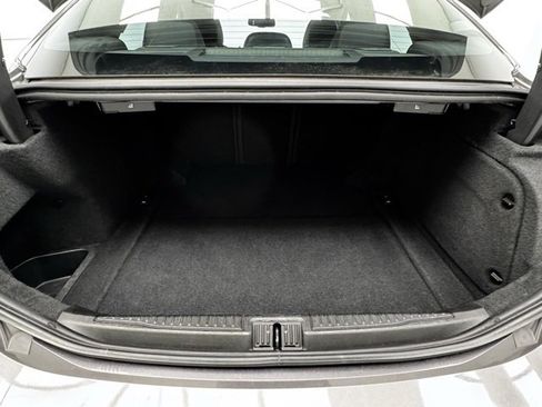 Used 2023 Alfa Romeo Giulia Veloce image 34