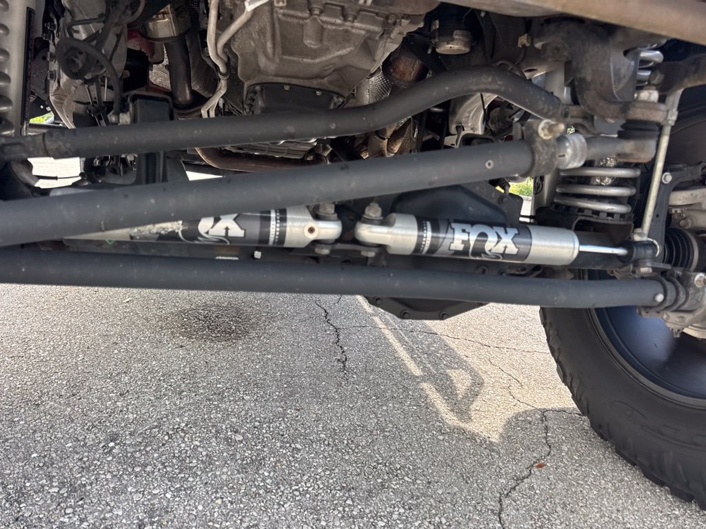 Used 2024 Jeep Gladiator Sport AWD/4WD image 6