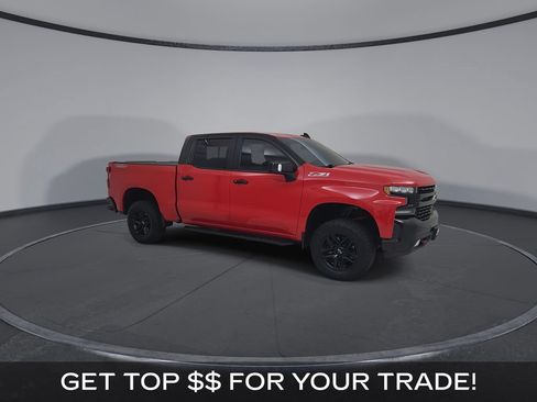 Used 2021 Chevrolet Silverado 1500 LT Trail Boss w/ Convenience Package II AWD/4WD image 2