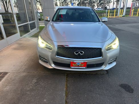 Used 2015 INFINITI Q50 Premium w/ Navigation Package image 22