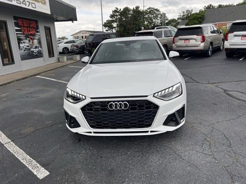 Used 2022 Audi A4 2.0T Premium Plus image 3