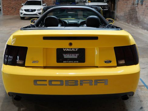 Used 2003 Ford Mustang Cobra image 16