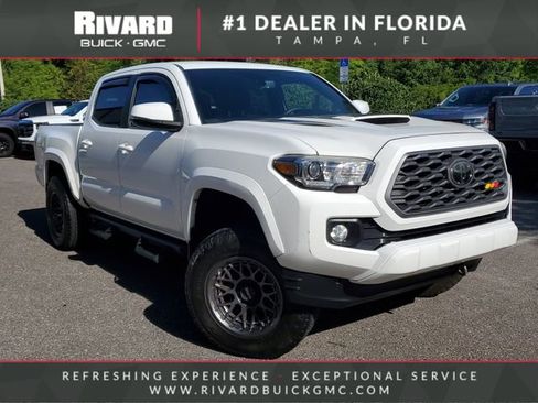 Used 2020 Toyota Tacoma TRD Sport AWD/4WD image 1