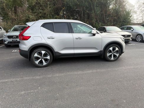 Certified 2023 Volvo XC40 B5 Plus w/ Driver Assist Package image 17