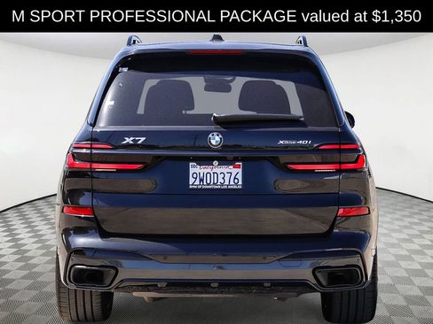 Used 2026 BMW X7 xDrive40i w/ M Sport Package AWD/4WD image 5