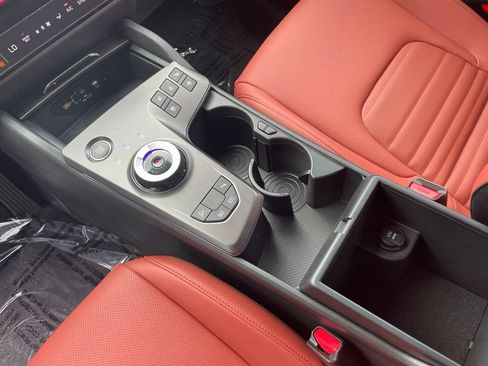 New 2026 Kia Sportage SX Prestige AWD/4WD image 9