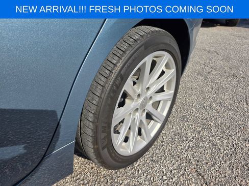 Used 2023 Cadillac CT5 Luxury w/ Cold Weather Package RWD image 8