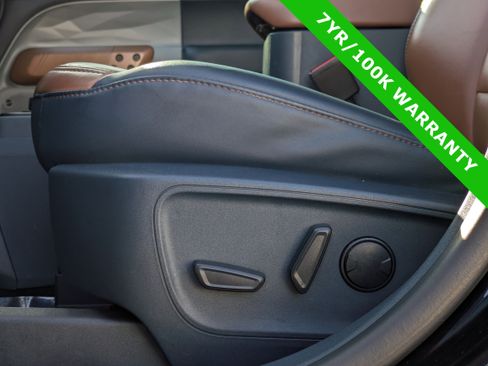 Certified 2024 Ford Maverick Lariat image 23