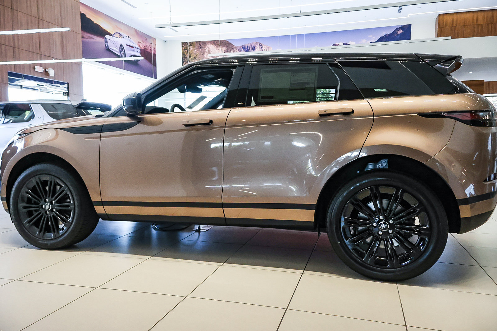 New 2026 Land Rover Range Rover Evoque S AWD/4WD image 7