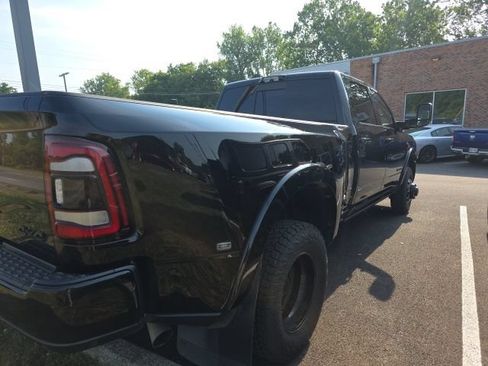 Used 2022 RAM 3500 Limited w/ Night Edition AWD/4WD image 11