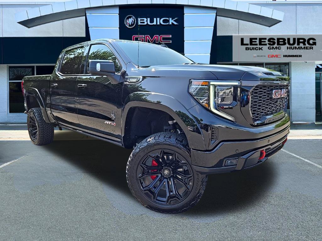 Used 2025 GMC Sierra 1500 AT4 w/ AT4 Premium Package AWD/4WD image 1
