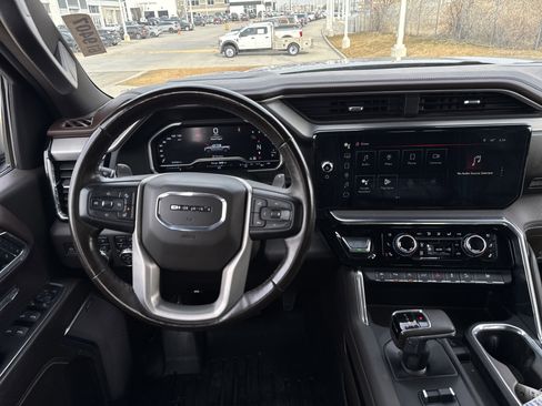 Used 2023 GMC Sierra 1500 Denali w/ Technology Package image 16