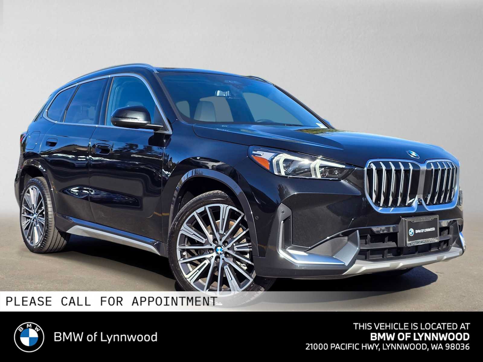 Used 2026 BMW X1 xDrive28i w/ Technology Package AWD/4WD image 1