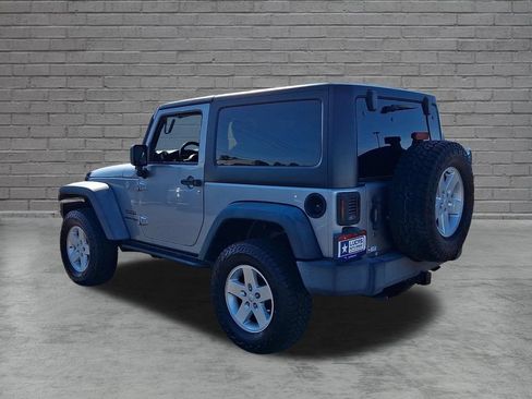 Used 2018 Jeep Wrangler Sport AWD/4WD image 8
