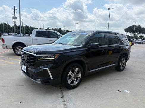 Used 2023 Honda Pilot EX-L image 4