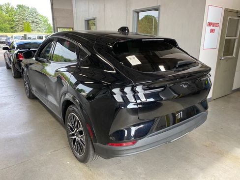 Used 2025 Ford Mustang Mach-E Premium AWD/4WD image 3