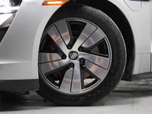 Used 2021 Porsche Taycan 4S w/ Premium Package image 3