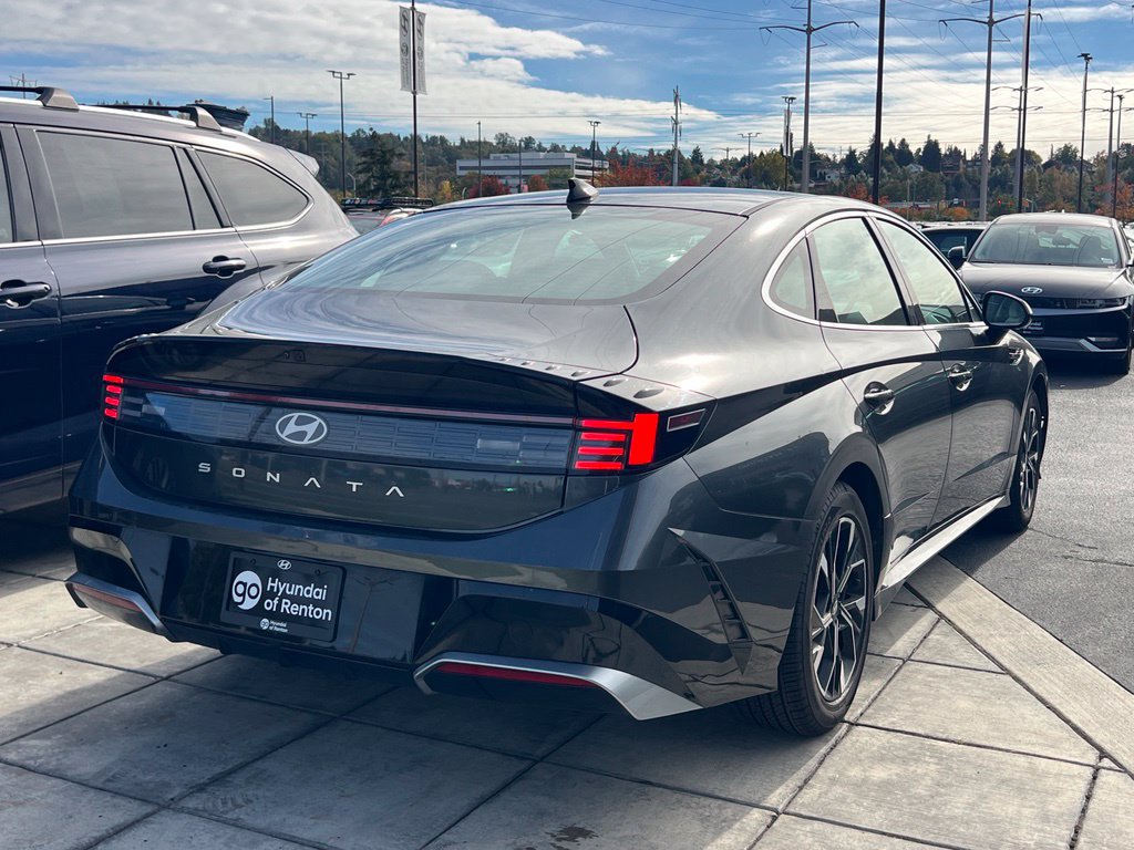 Certified 2025 Hyundai Sonata SEL FWD image 9