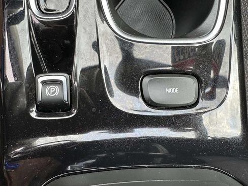 Used 2022 Buick Envision Preferred w/ Safety Package FWD image 25