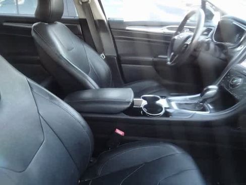 Used 2015 Ford Fusion Titanium image 9