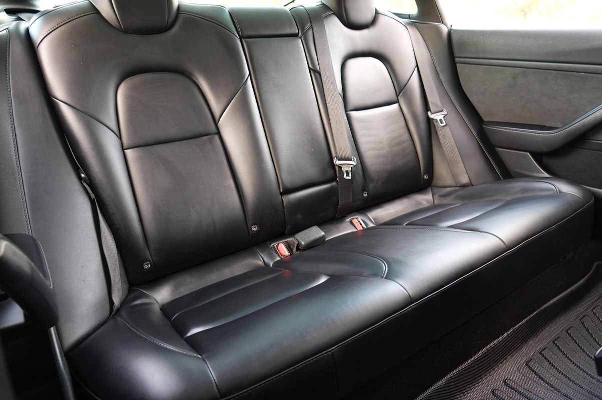 Used 2022 Tesla Model 3 RWD image 12