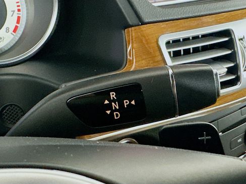 Used 2016 Mercedes-Benz E 350 4MATIC Wagon image 25