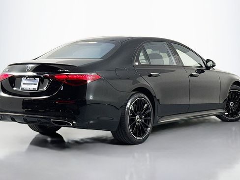 Certified 2023 Mercedes-Benz S 580 4MATIC Sedan image 12