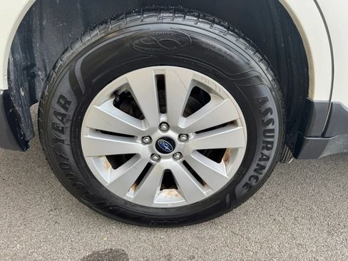Used 2019 Subaru Outback 2.5i Premium AWD/4WD image 27