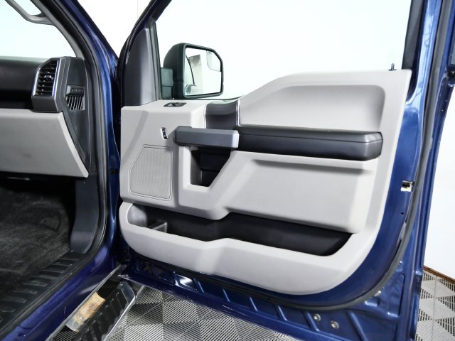 Used 2018 Ford F150 XLT w/ Equipment Group 302A Luxury AWD/4WD image 10