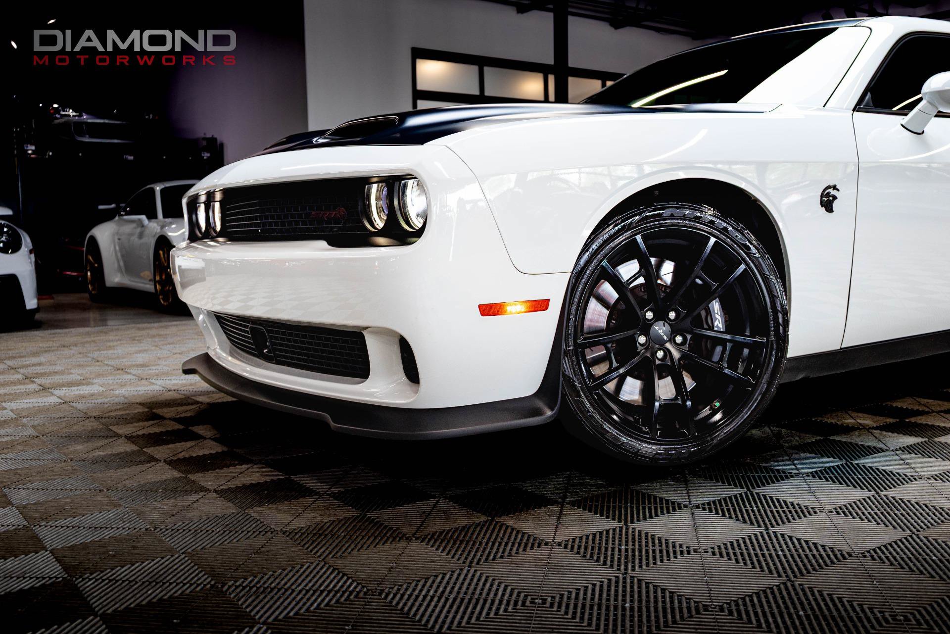 Used 2023 Dodge Challenger SRT Hellcat RWD image 11