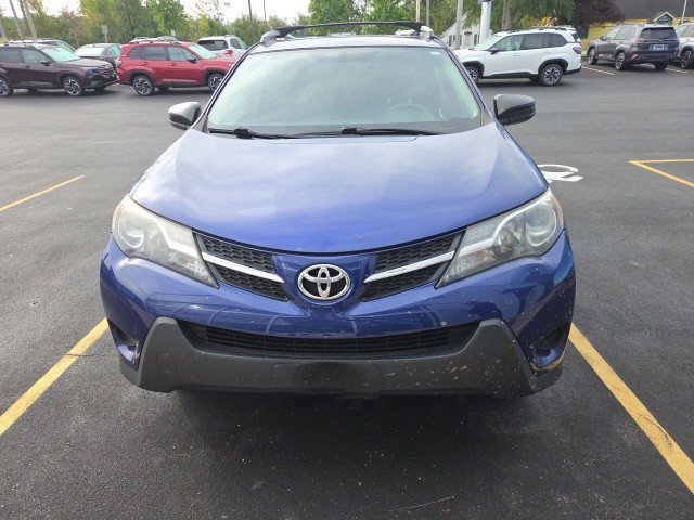 Used 2015 Toyota RAV4 LE AWD/4WD image 4