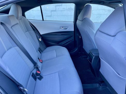 Used 2020 Toyota Corolla SE image 29