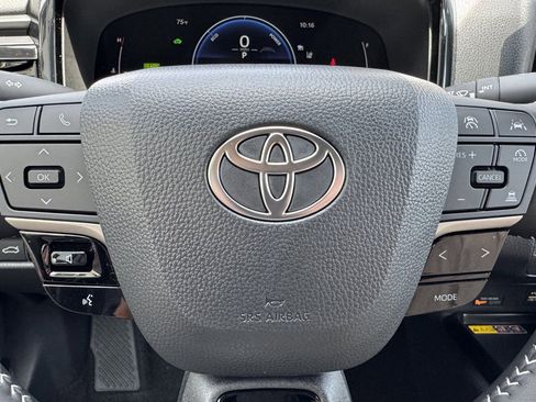 New 2026 Toyota Camry SE image 23