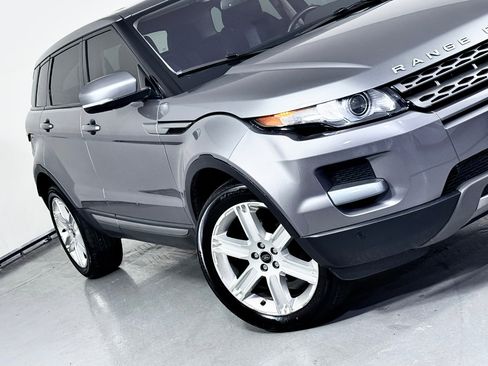 Used 2013 Land Rover Range Rover Evoque Pure image 4