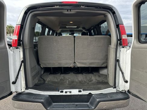 Used 2019 Chevrolet Express 3500 LT w/ LT Preferred Equipment Group image 22