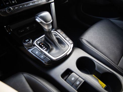 Used 2024 Kia Seltos SX image 17