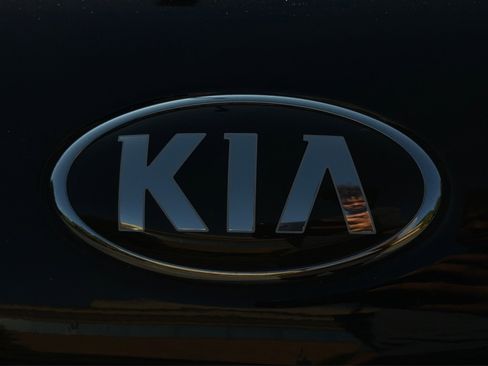 Used 2019 Kia Soul FWD image 43