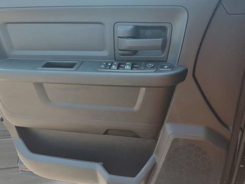 Used 2023 RAM 2500 Tradesman w/ Chrome Appearance Group AWD/4WD image 14