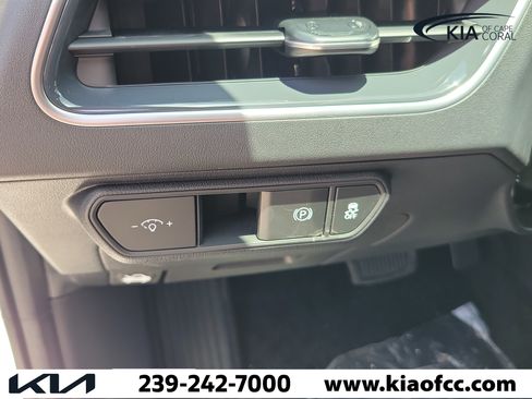 New 2025 Kia K4 EX FWD image 25