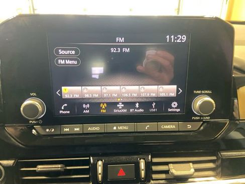 Certified 2023 Nissan Pathfinder SV image 18