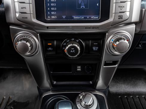 Used 2017 Toyota 4Runner TRD Off-Road Premium image 24