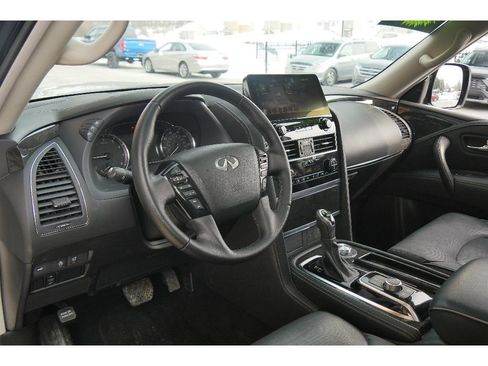 Used 2022 INFINITI QX80 Luxe w/ Cargo Package image 12