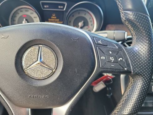 Used 2015 Mercedes-Benz GLA 250 4MATIC image 25