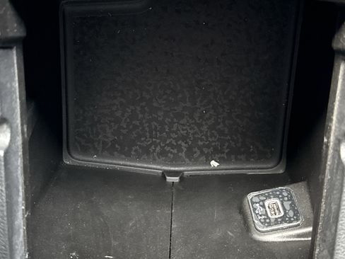 Used 2021 Jeep Wrangler Unlimited Sport image 22