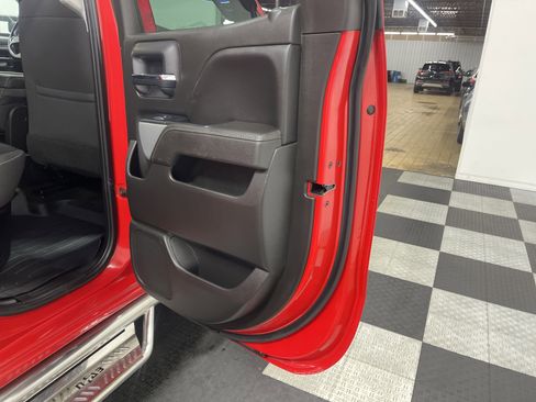 Used 2018 Chevrolet Silverado 1500 LT w/ All Star Edition image 18